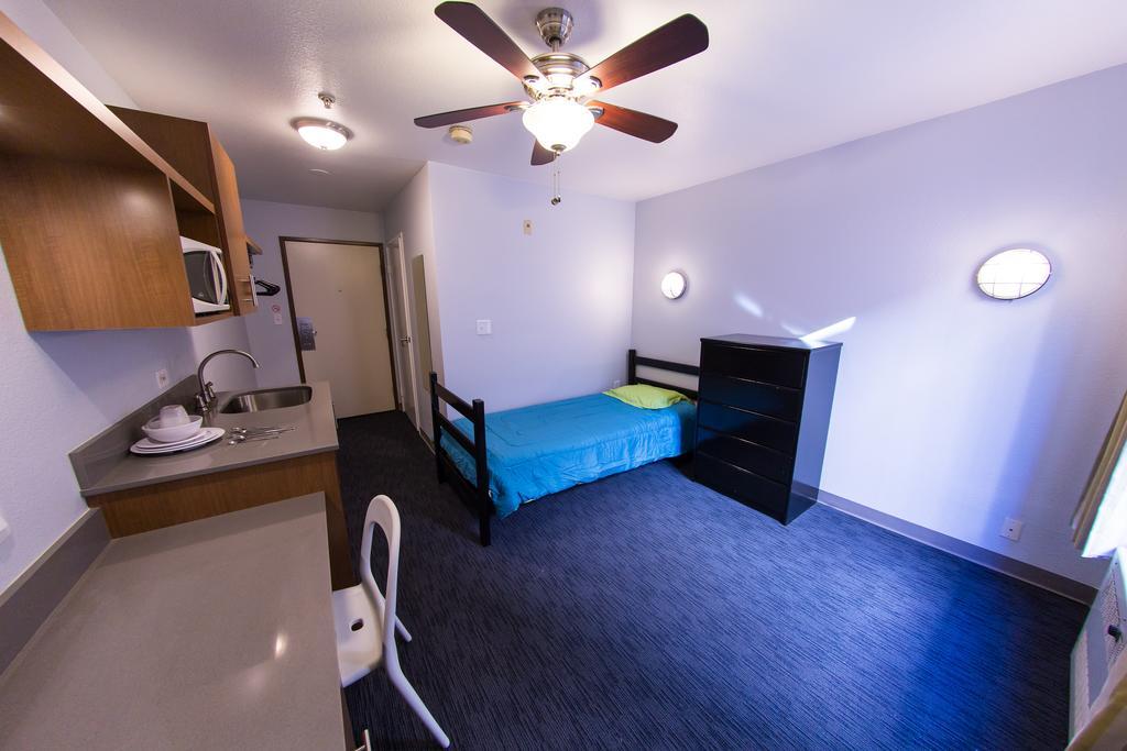 Vantaggio Suites San Diego Buitenkant foto