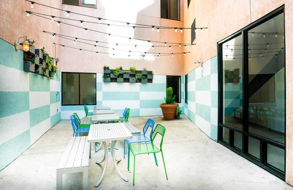 Vantaggio Suites San Diego Buitenkant foto