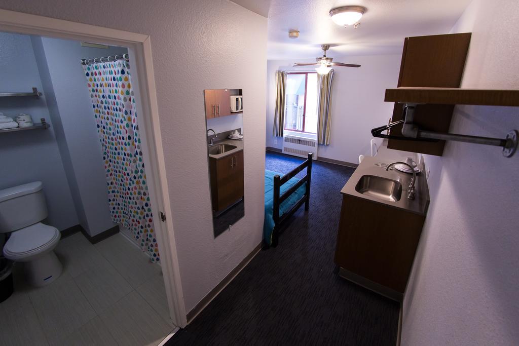 Vantaggio Suites San Diego Buitenkant foto