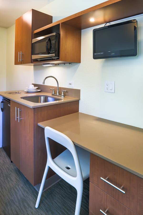 Vantaggio Suites San Diego Buitenkant foto